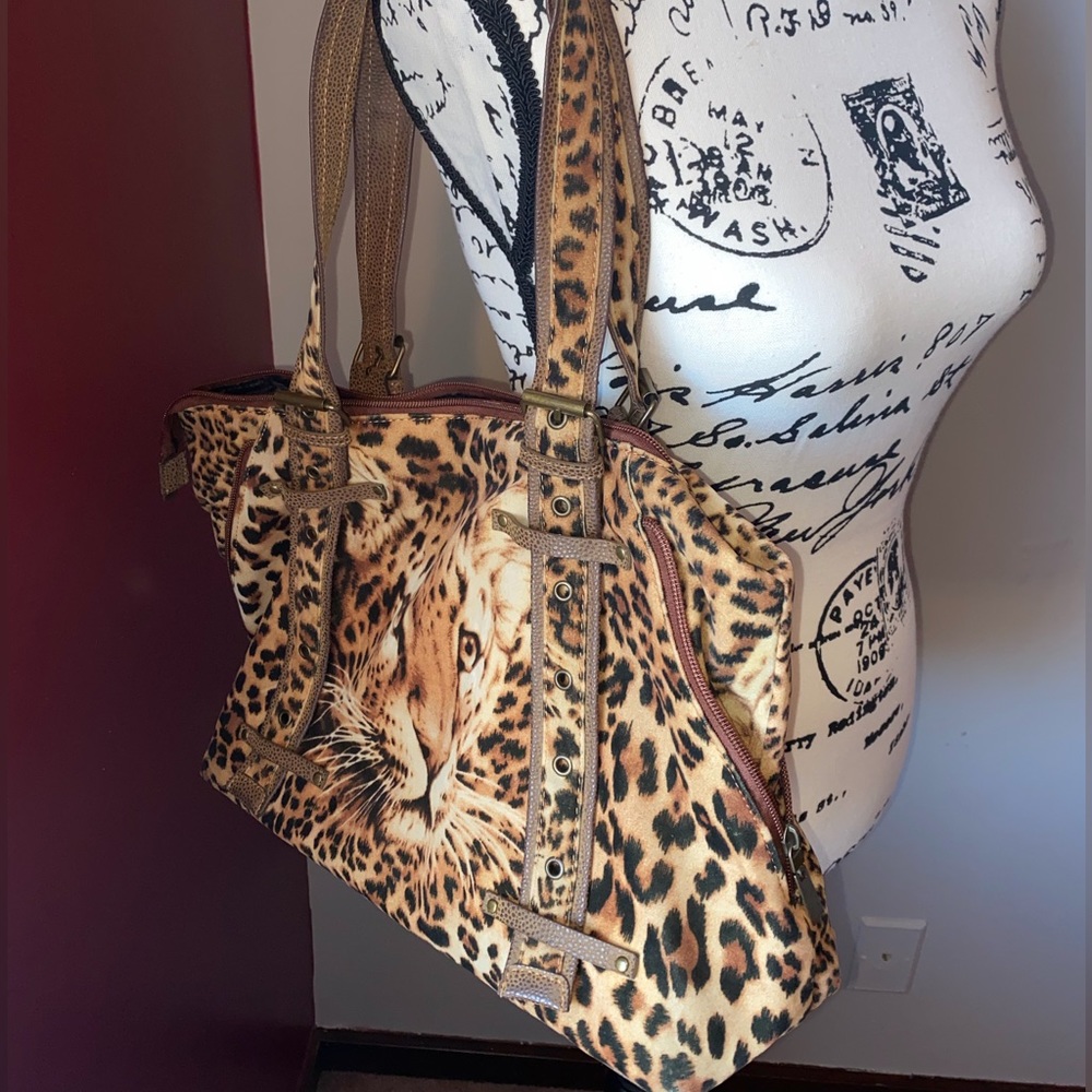 Cheetah print purse - Picture 6 of 6